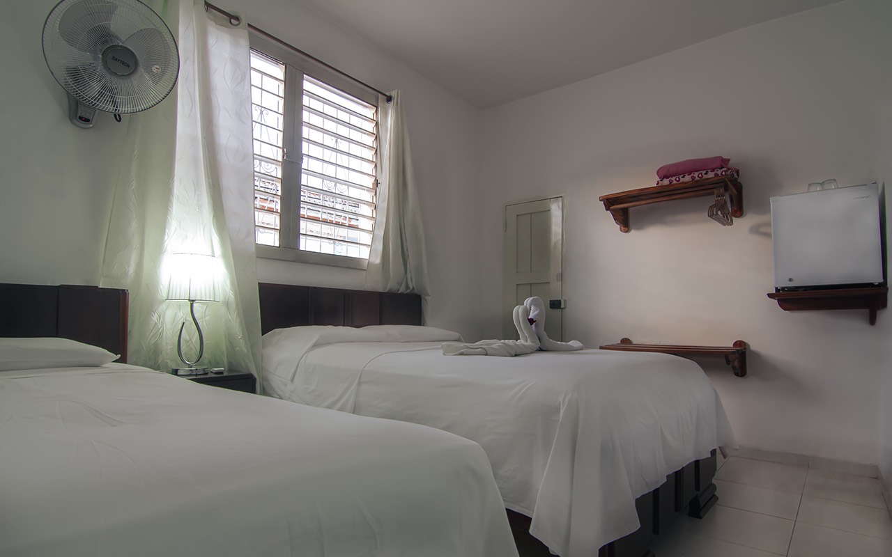 HOSTAL AVENIDA CRUCERO Appartement 2